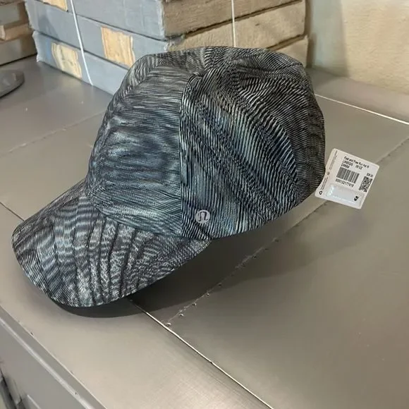 Lululemon Women\'s Dimensional Icing Blue Multi Fast and Free Running Hat Lululemon Fast and Free Womens Run Hat - Icing Blue - lulu  main image 4